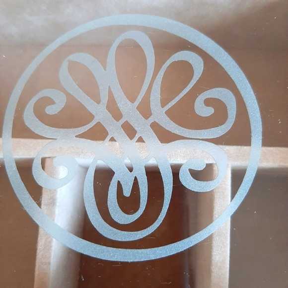 Top Glass Jewelry Box - Picture 5 of 7